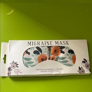 BNIB floral weighted migraine mask